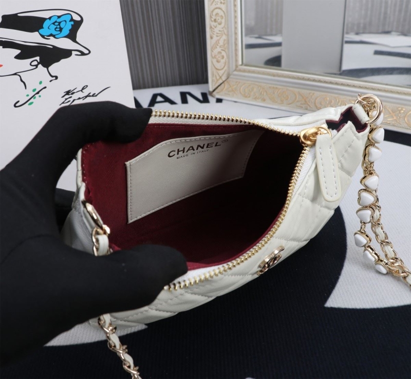 Ch**el hobo bags